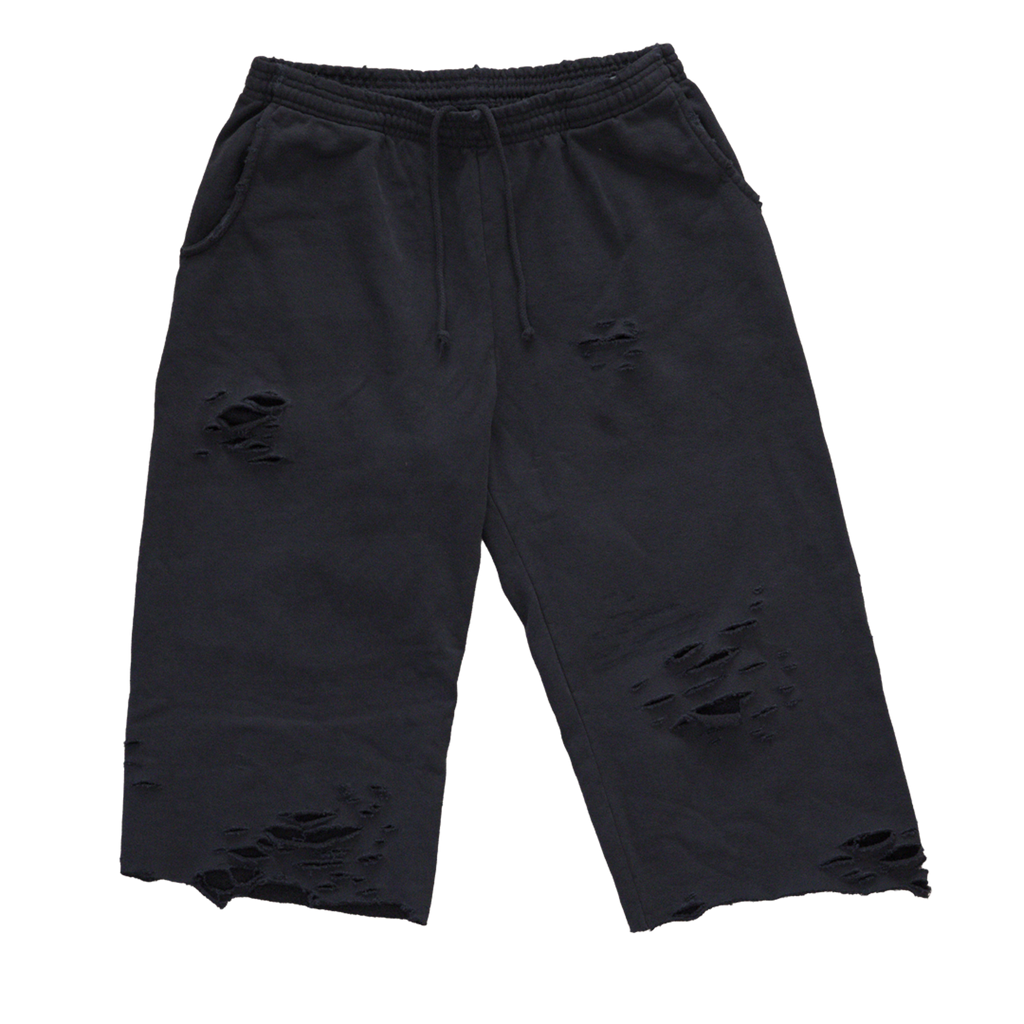 Capri Sweat Shorts Black Distressed (L)